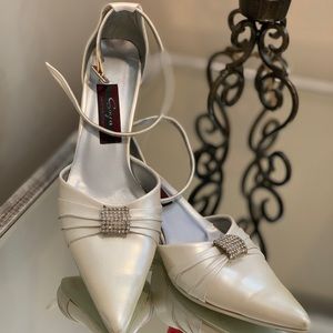 Bridal shoes